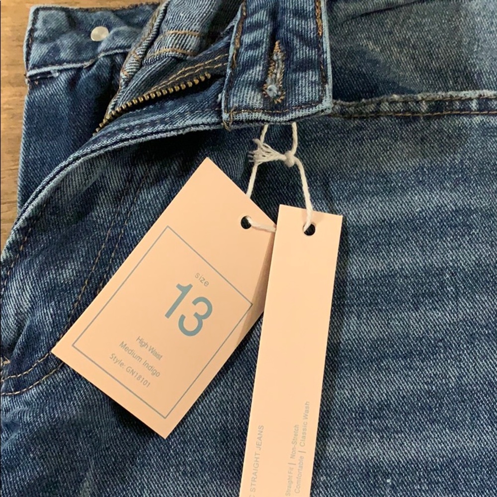 Denim - Picture 5 of 7